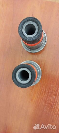 Сайленблок подрамника