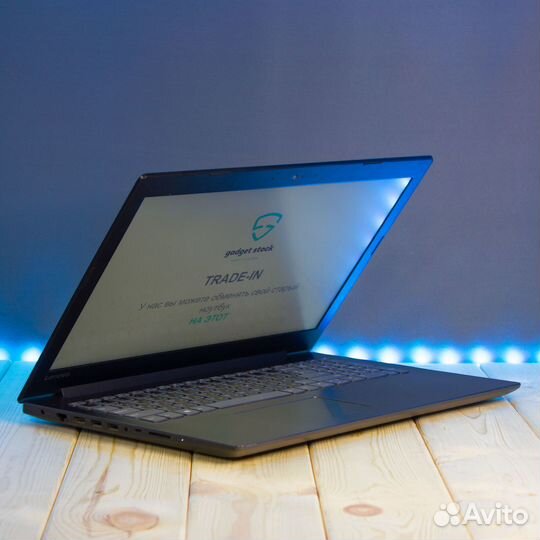 Ноутбук Lenovo 330-15IKB