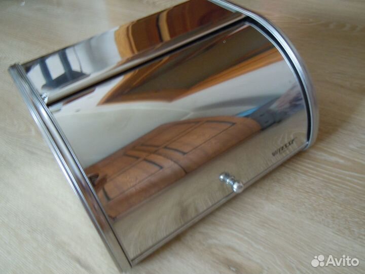 Продаю хлебницу vitezze