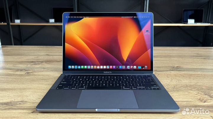 MacBook Pro 2020 16/512 идеал