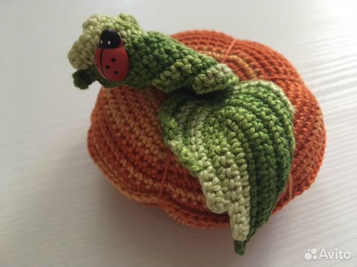 Игольница- игрушки вязаные