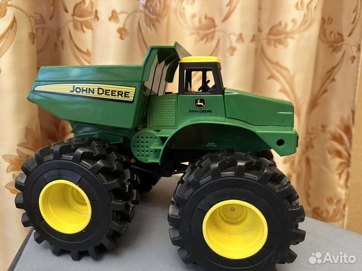 Детский трактор