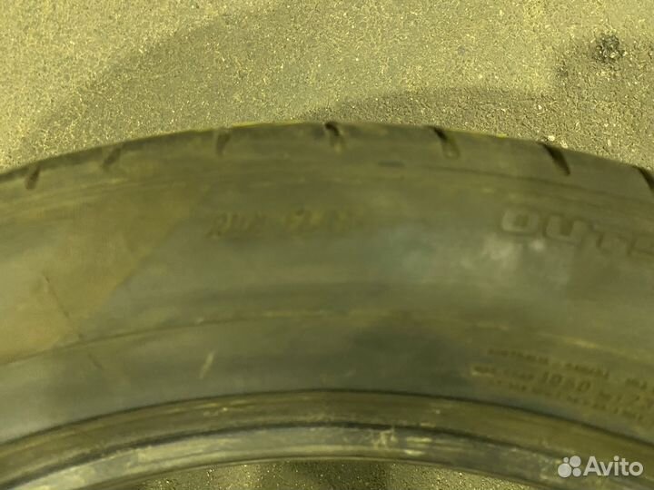 Pirelli P Zero PZ4 275/45 R20