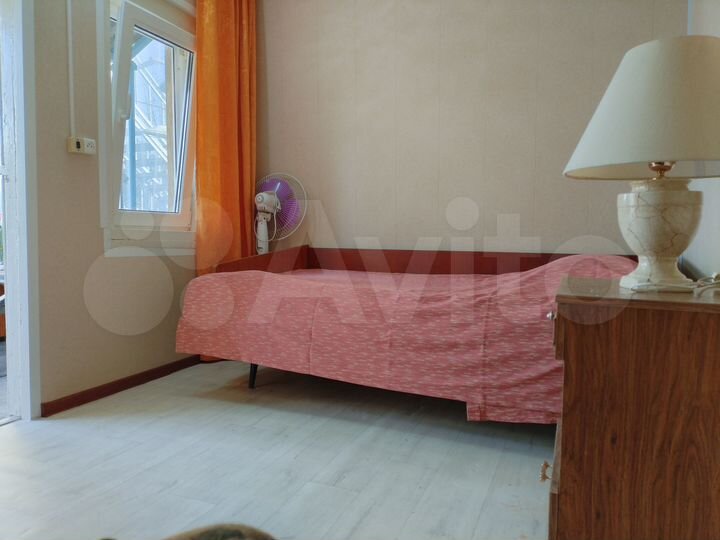 Комната 9 м² в 4-к., 1/1 эт.