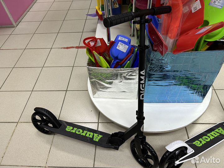 Самокат городской новый