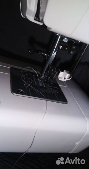 Швейная машина Janome 2041S