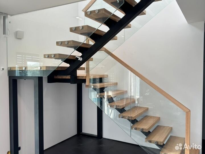 Лестница на второй этаж