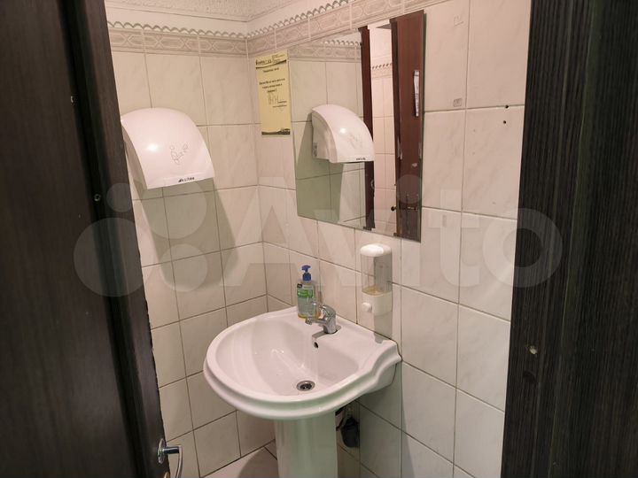 Комната 12 м², 1/4 эт.