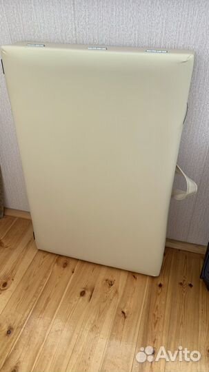 Кушетка косметологическая