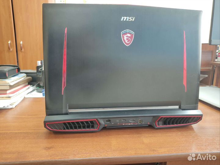 MSI GT73VR 6RF Titan Pro