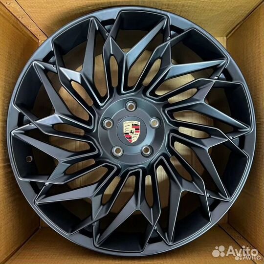 Кованые диски на Porsche Cayenne 3 Порше Кайен III