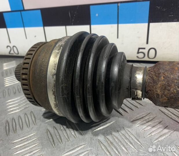 Б/У Полуось передняя левая VW Passat, Audi A4