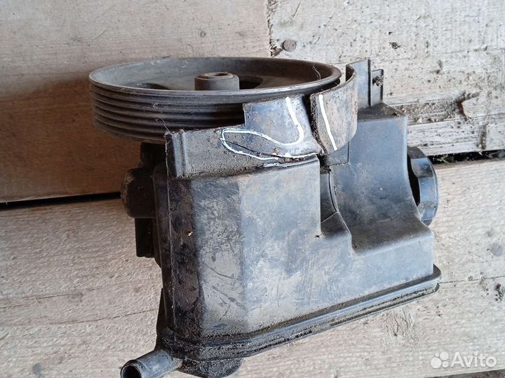 Citroen xsara picasso Насос гура