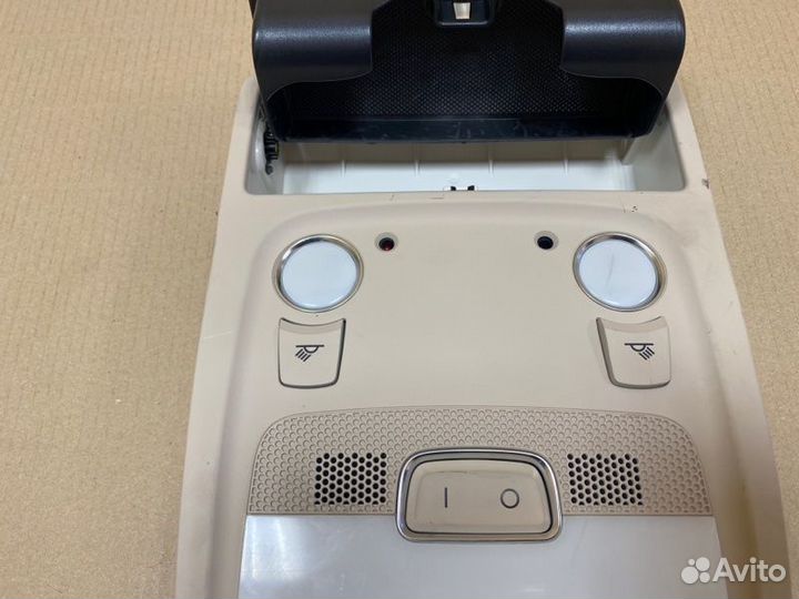 Плафон подсветки салона Audi A4 Allroad B8 CDN