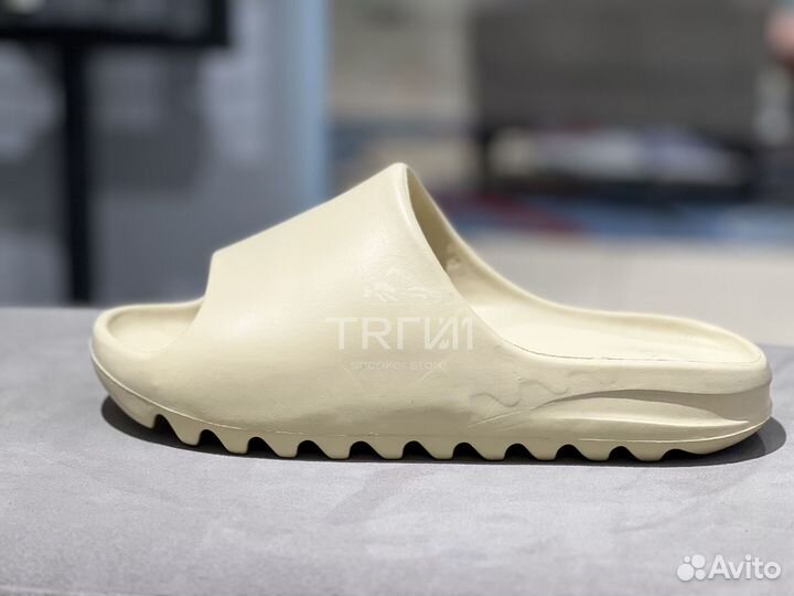 Тапки adidas yeezy slide bone