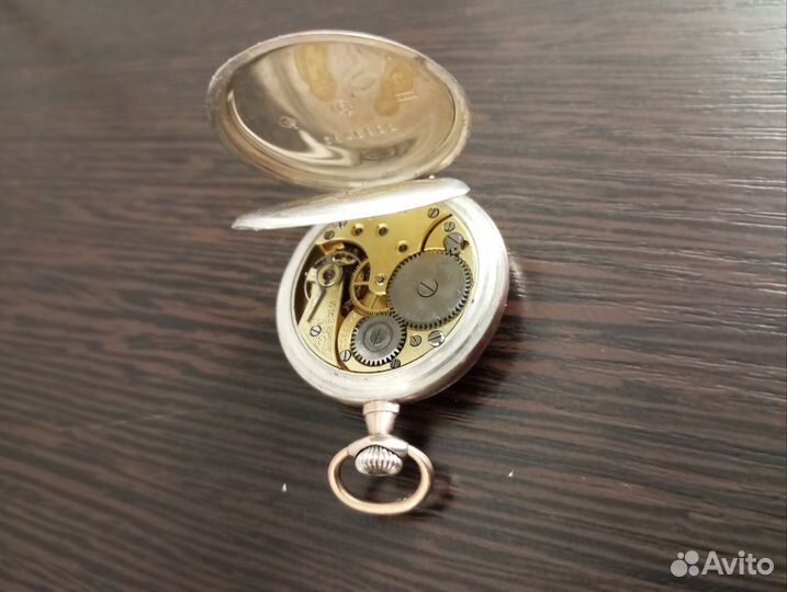 Старинные карманные часы Omega Швейцария