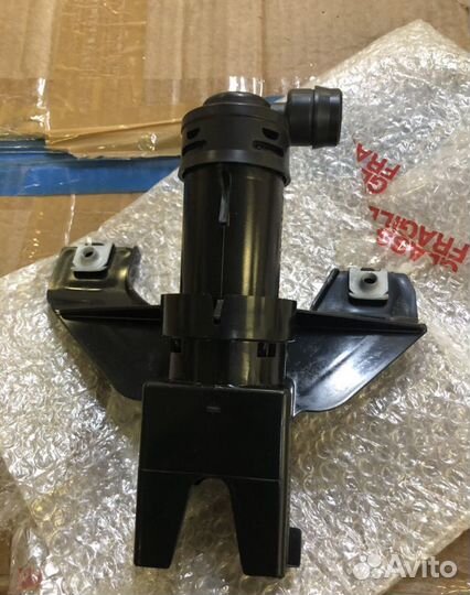 Форсунка омывателя фар RH Lexus RX 2003-2009