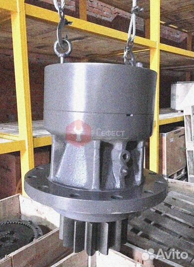 Редуктор поворота JCB JS230LC JRC0007