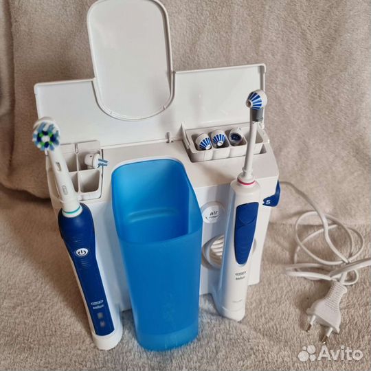 Зубная щетка и ирригатор Oral-B OxyJet + Pro 3000