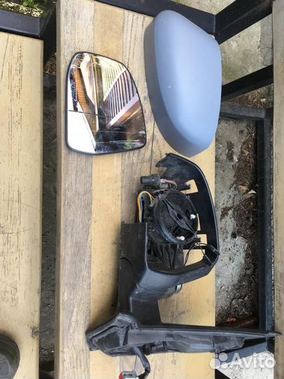 Зеркало левое форд фокус 2010