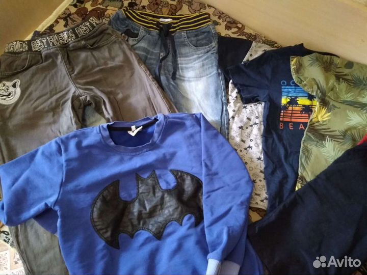 Джинсы, футболки, джемпера, шорты