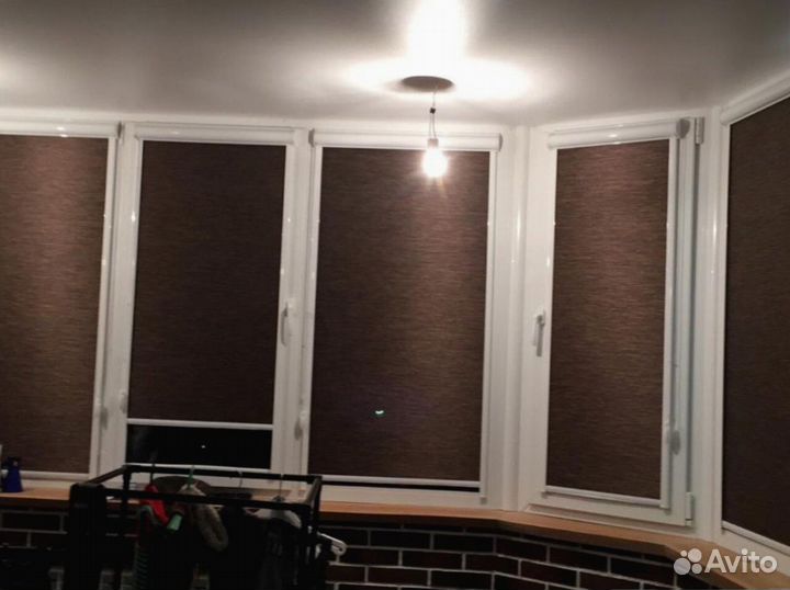 Рулонные шторы с Алисой