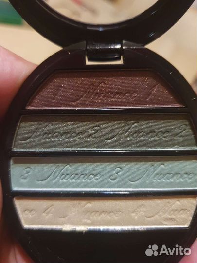 Тени для век Vivienne Sabo