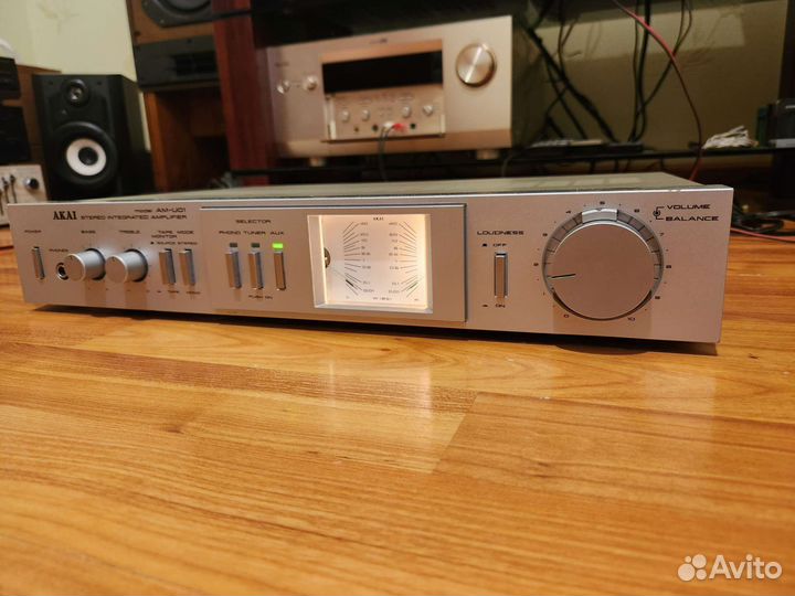 Усилитель Akai AM-U01 (Made in Japan)