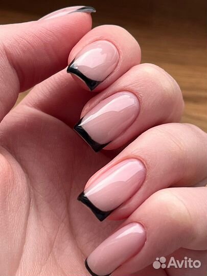 Маникюр комбинированный