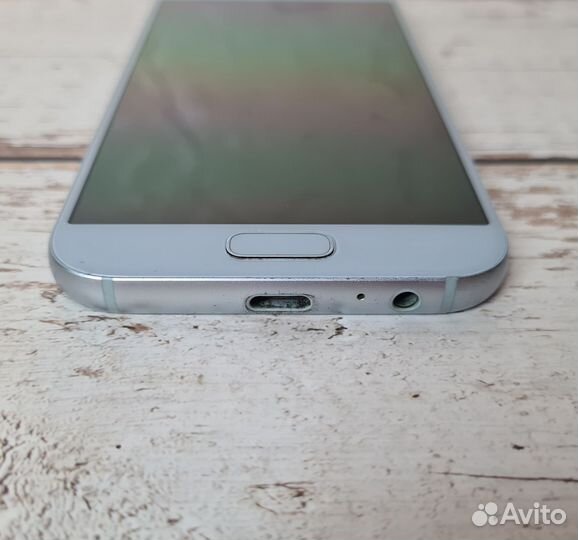 Samsung Galaxy A5 (2017) SM-A520F/DS, 3/32 ГБ