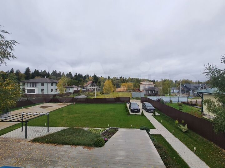 Коттедж 182,5 м² на участке 16,3 сот.