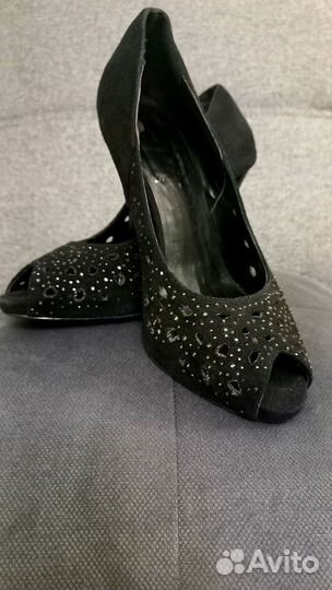 Туфли женские со стразами 37