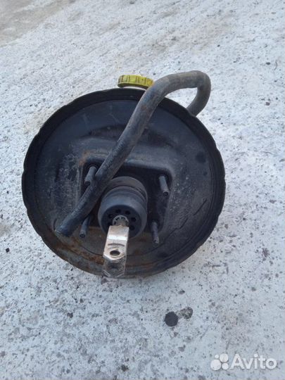 Вакуумный усилитель тормозов Nissan Cefiro A32