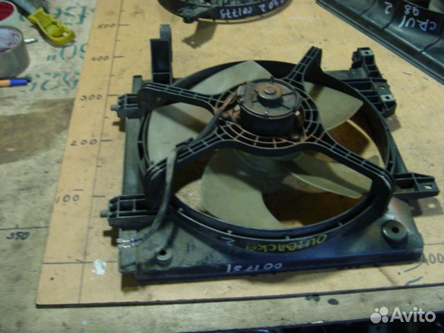 Вентилятор охлаждения радиатора Subaru outback B12