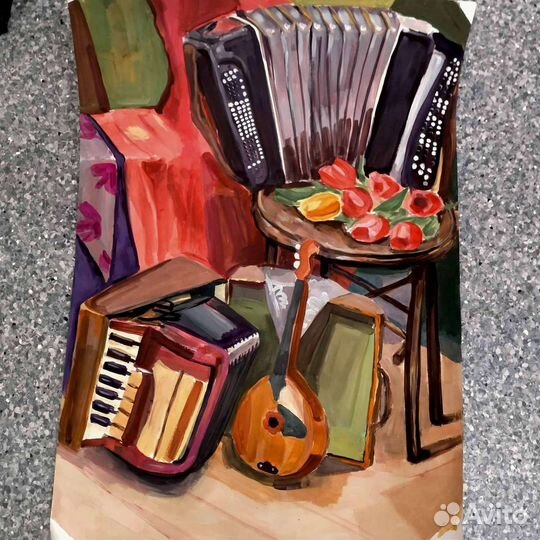 Девушка с перьями