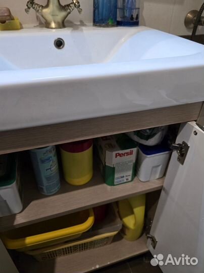 Тумба для ванной и полка с зеркалом