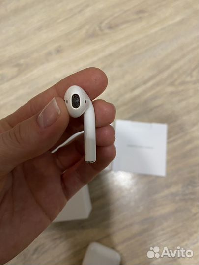 Наушники earpods (оригинал) левый наушник
