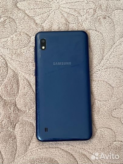 Samsung Galaxy A10, 2/32 ГБ