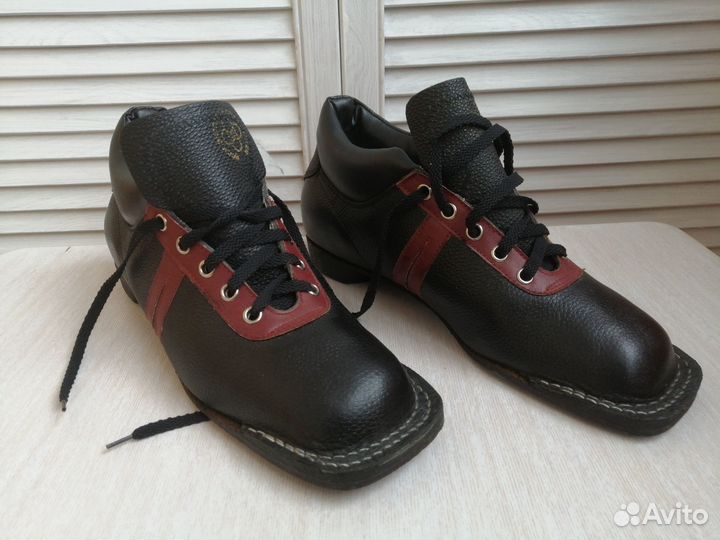 Лыжные ботинки винтаж новые р. 27(40-41)