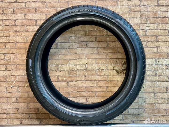 Pirelli Winter Sottozero 3 245/40 R20