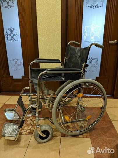 Инвалидная коляска новая