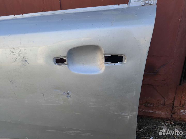 Передняя левая дверь Opel Astra H