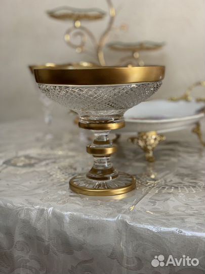 Конфетница чешская