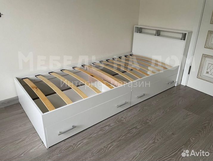 Кровать односпальная