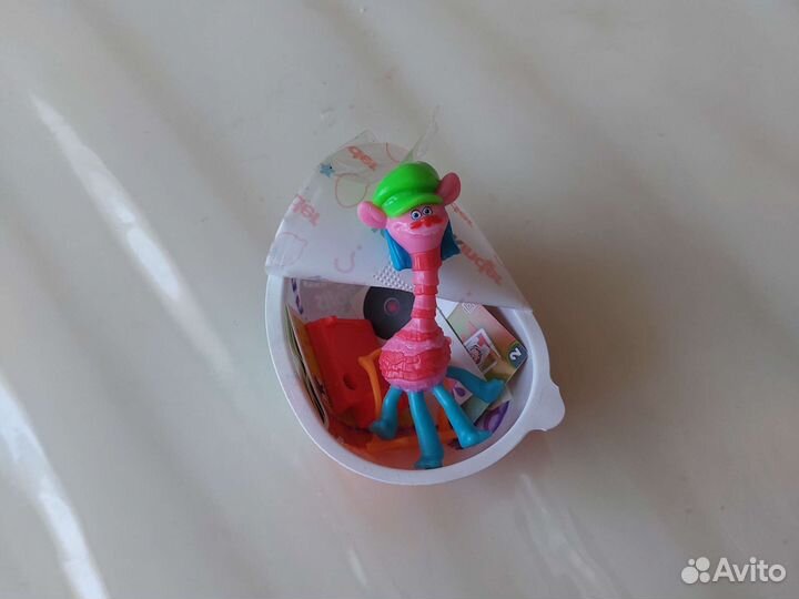 Киндер сюрприз, Чупа чупс