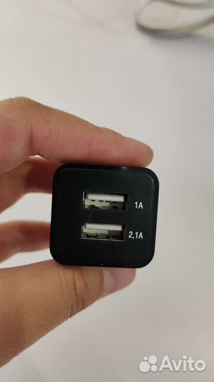 Зарядное устройство 1A / 2.10A 2 usb