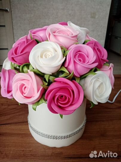 Светильник-букет из изолона