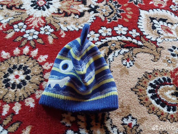 Демисезонная шапка для мальчикоа