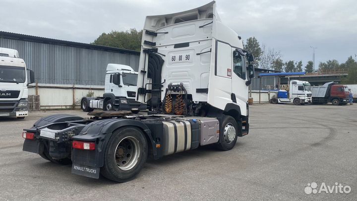 Renault T-Series, 2016