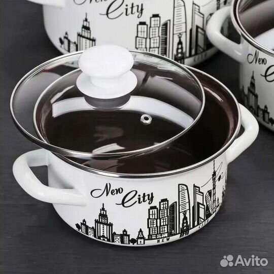 Набор кастрюль